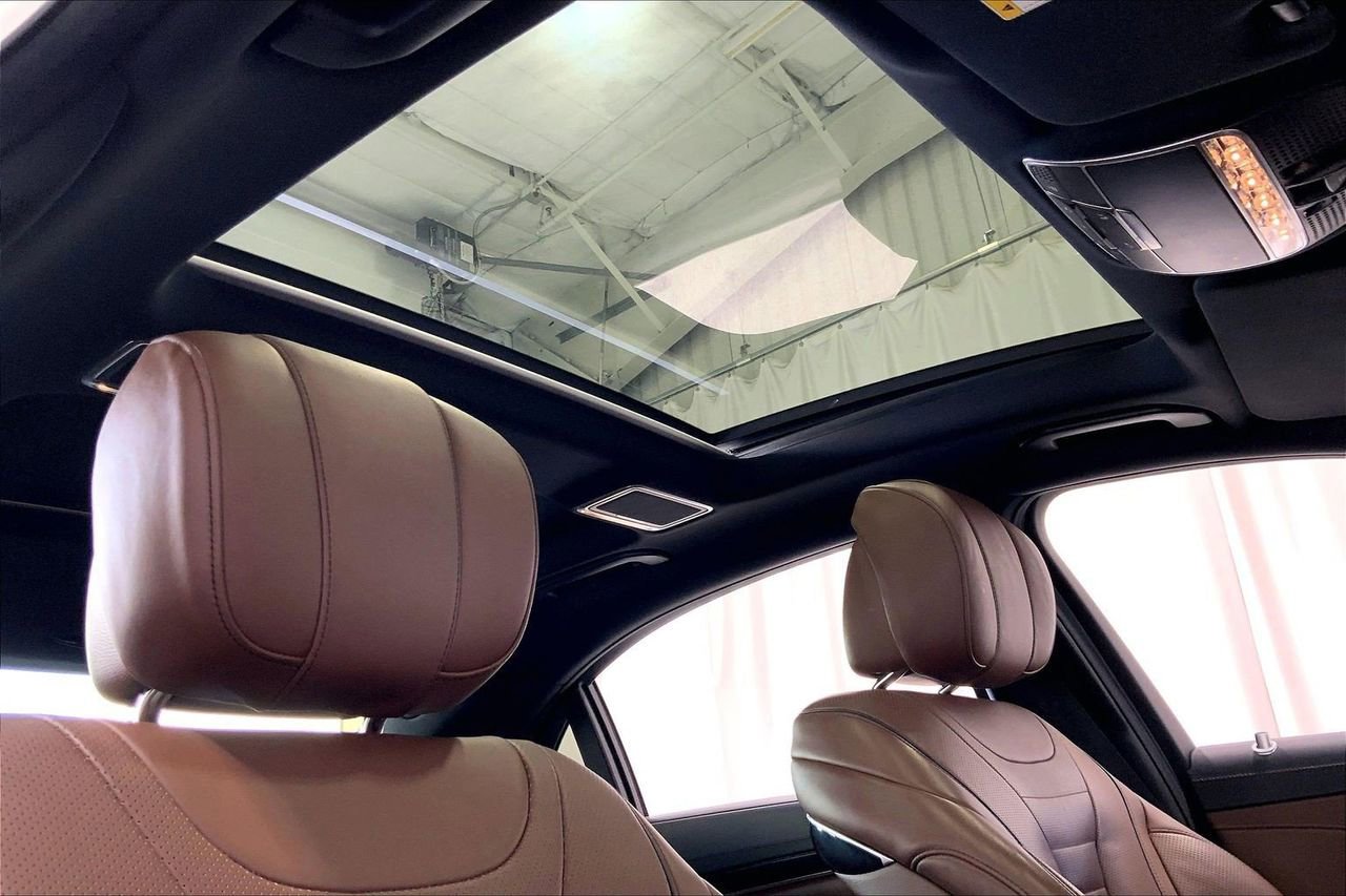 Used 2016 Mercedes-Benz S 550 Sedan image 27