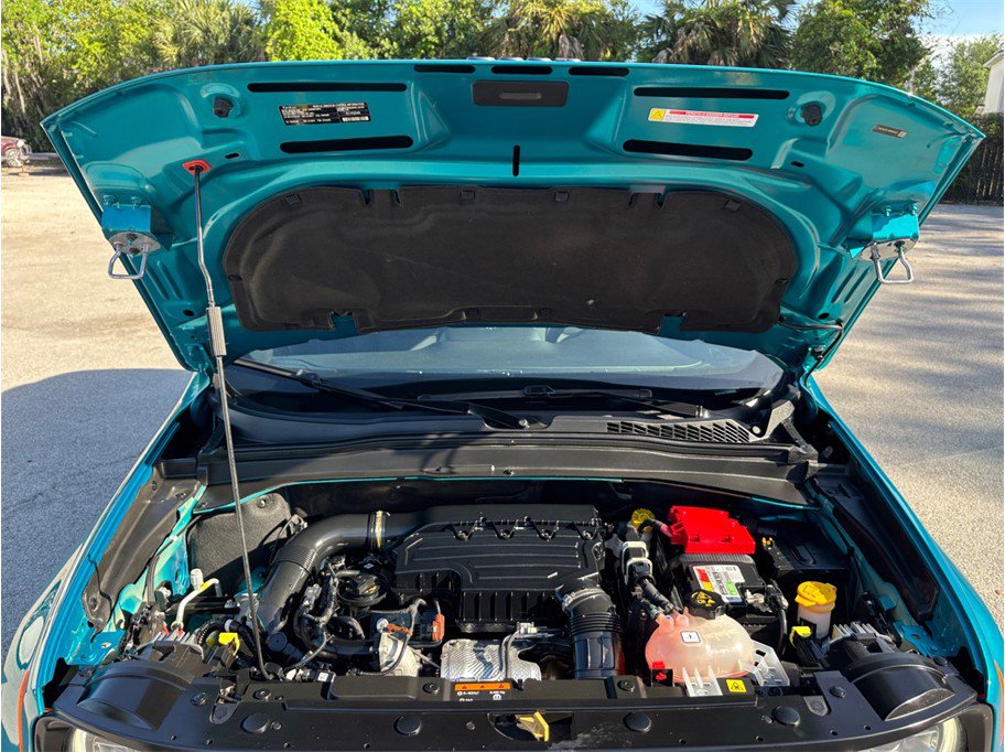 Used 2021 Jeep Renegade Latitude FWD image 44