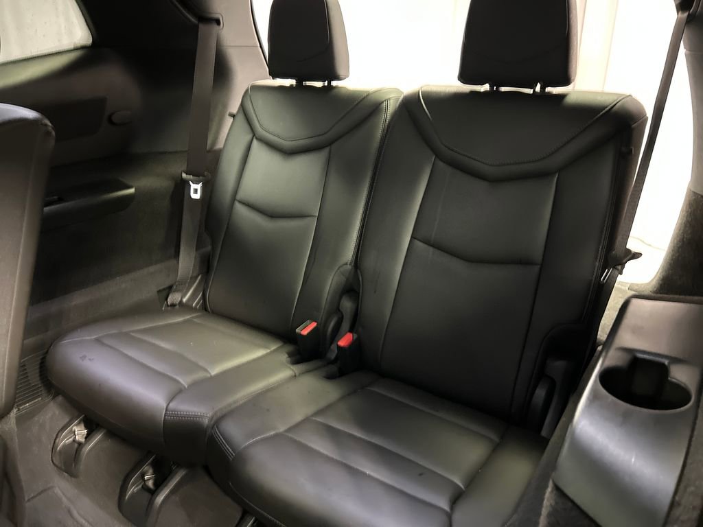 Used 2023 Cadillac XT6 Luxury image 25