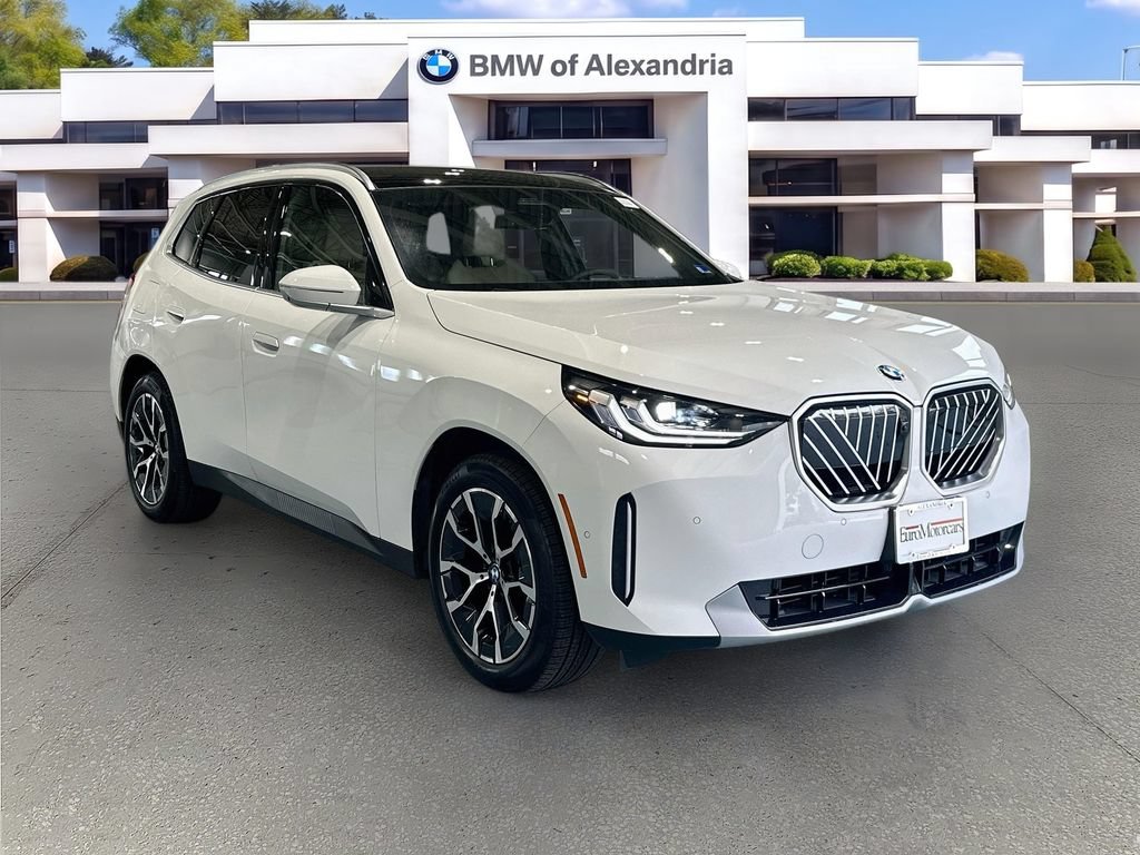 Used 2026 BMW X3 xDrive30i w/ Premium Package AWD/4WD image 3