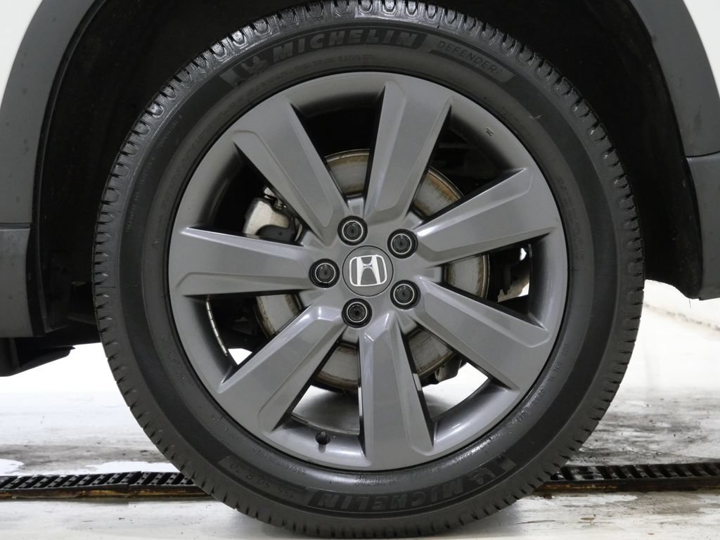 Used 2024 Honda Pilot Sport image 9