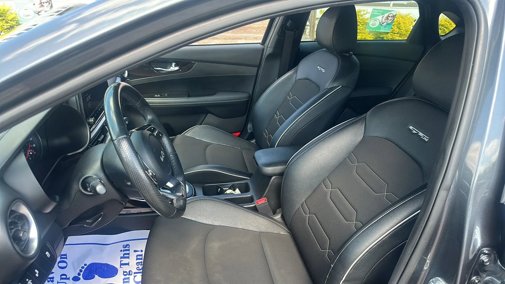 Used 2023 Kia Forte GT-Line w/ GT-Line Premium Package FWD image 11