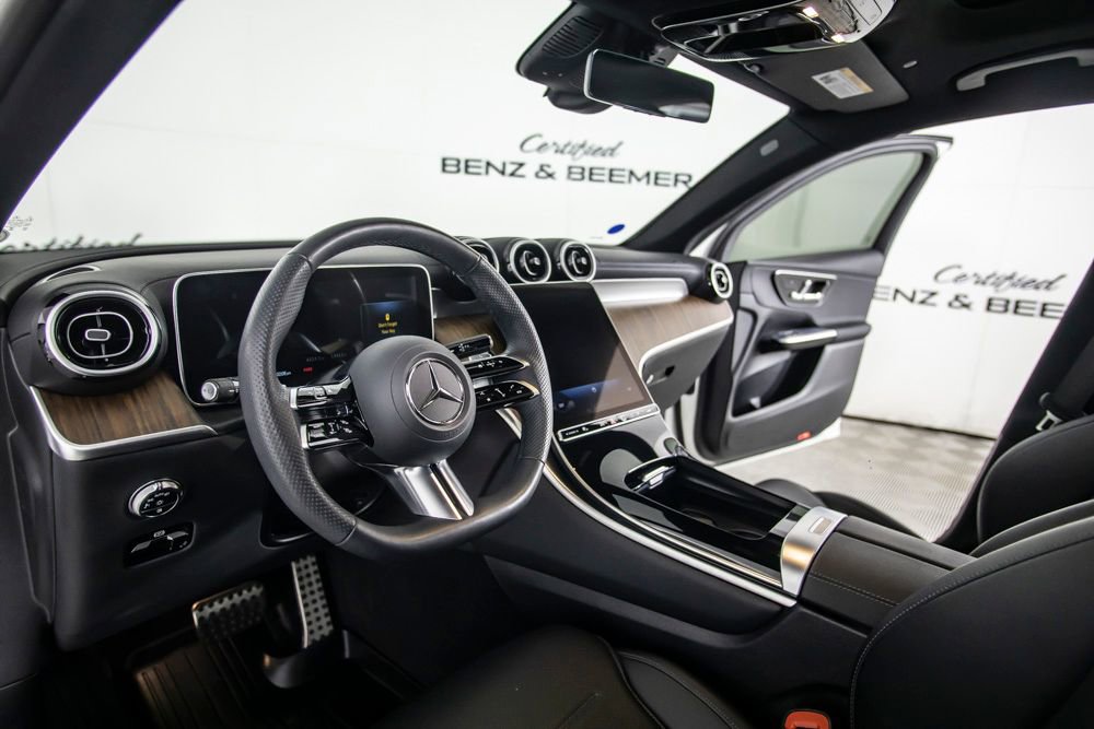 Used 2024 Mercedes-Benz GLC 300 4MATIC w/ AMG Line image 20