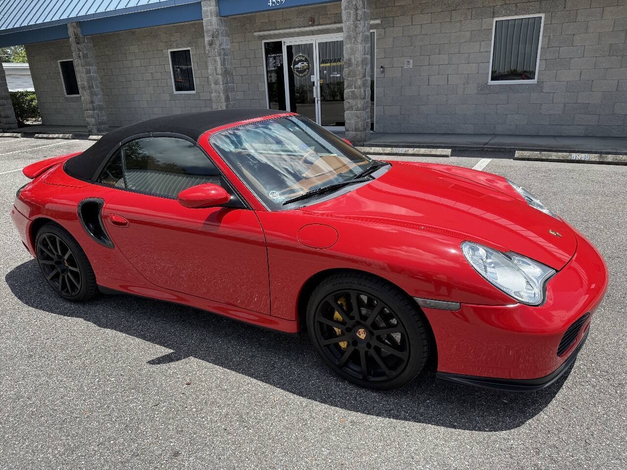 Used 2005 Porsche 911 Turbo S AWD/4WD image 22