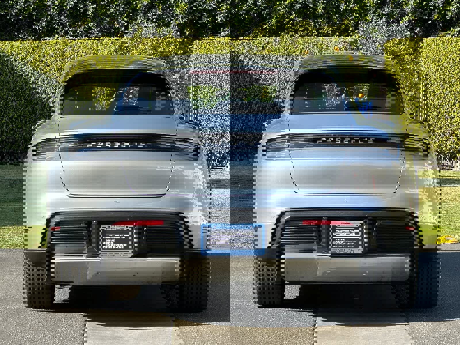 Used 2024 Porsche Taycan 4 Cross Turismo image 7