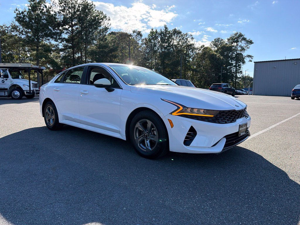 Used 2021 Kia K5 LXS FWD image 4