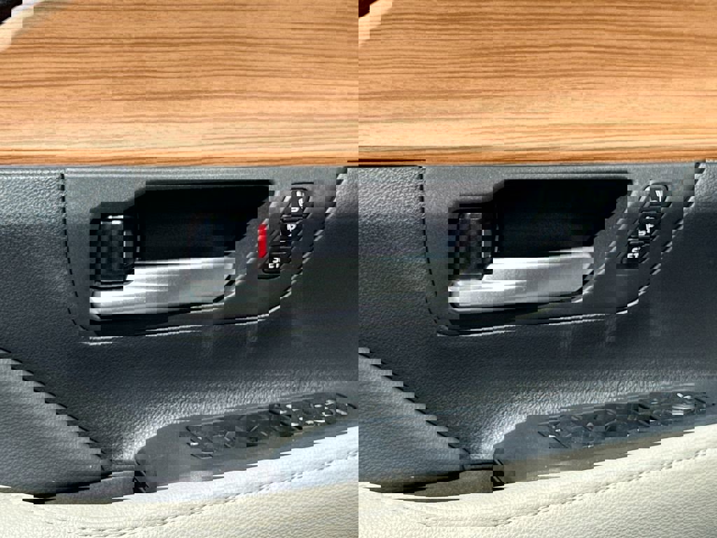 Used 2025 Toyota Grand Highlander Limited image 13