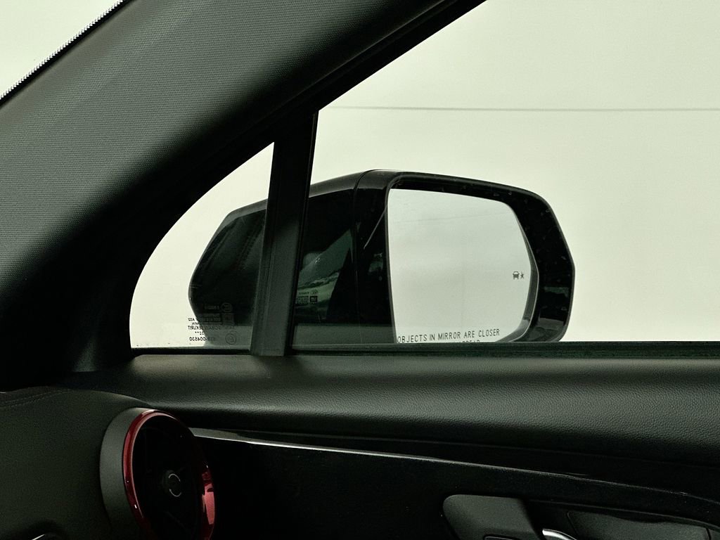 Used 2024 Chevrolet Blazer RS w/ Enhanced Convenience Package FWD image 25