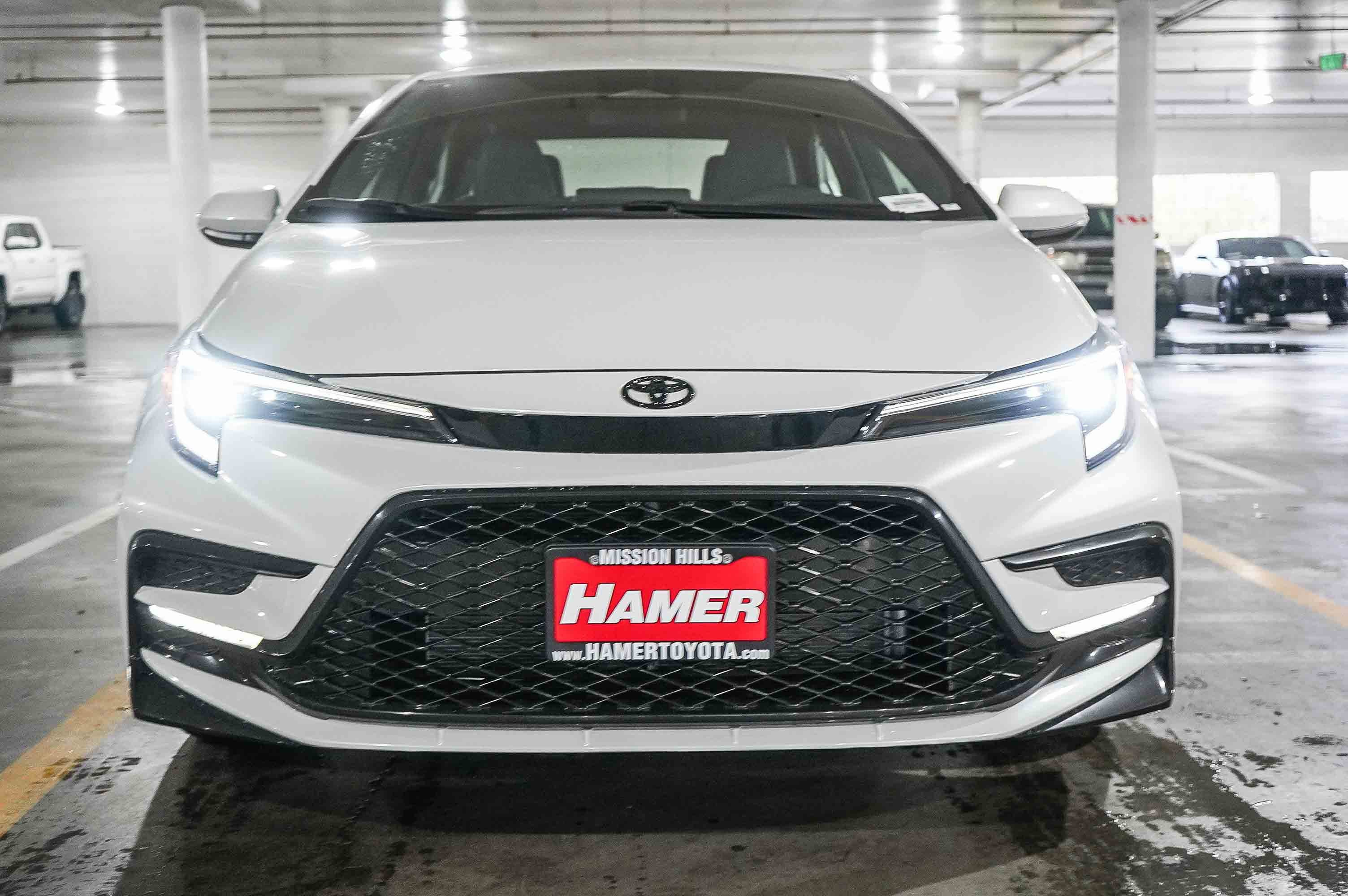 New 2026 Toyota Corolla SE image 2