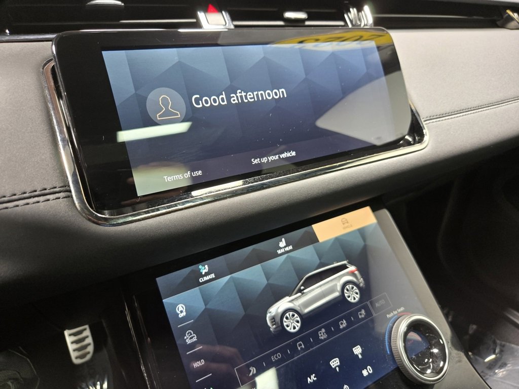 Used 2023 Land Rover Range Rover Evoque R-Dynamic SE image 22