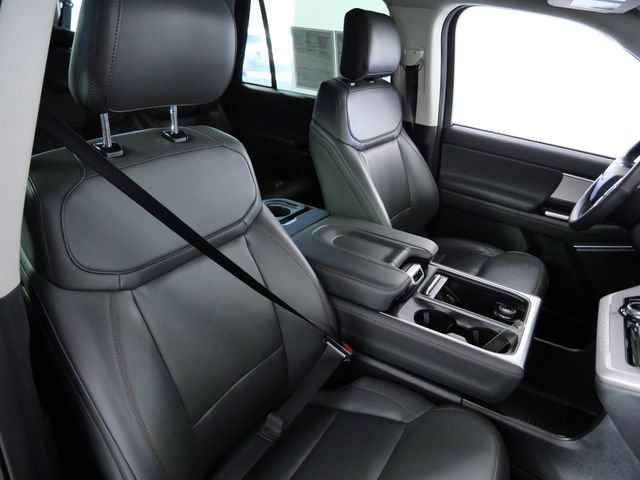 Certified 2025 Ford Expedition Max Active AWD/4WD image 12