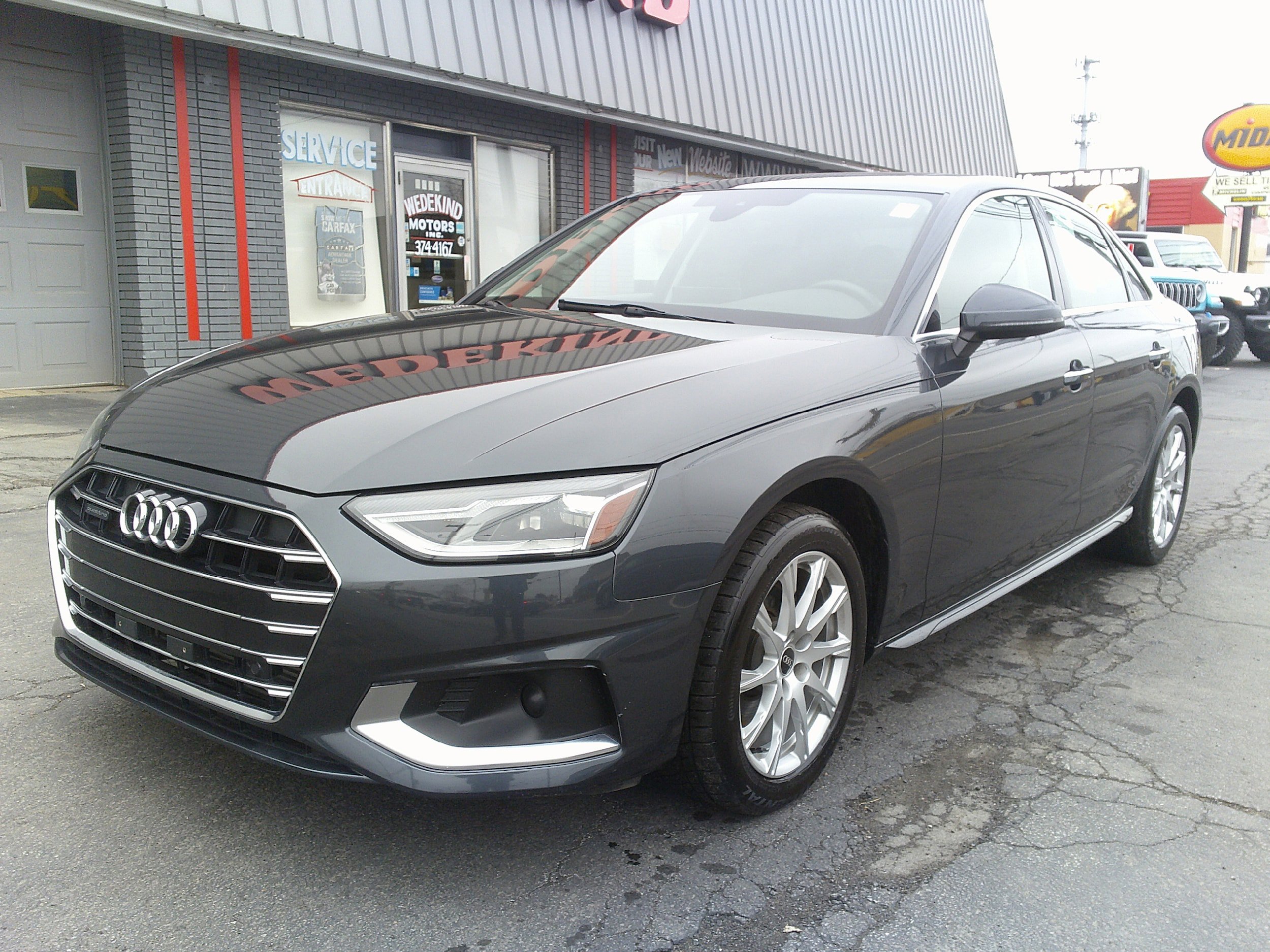 Used 2022 Audi A4 2.0T Premium image 10
