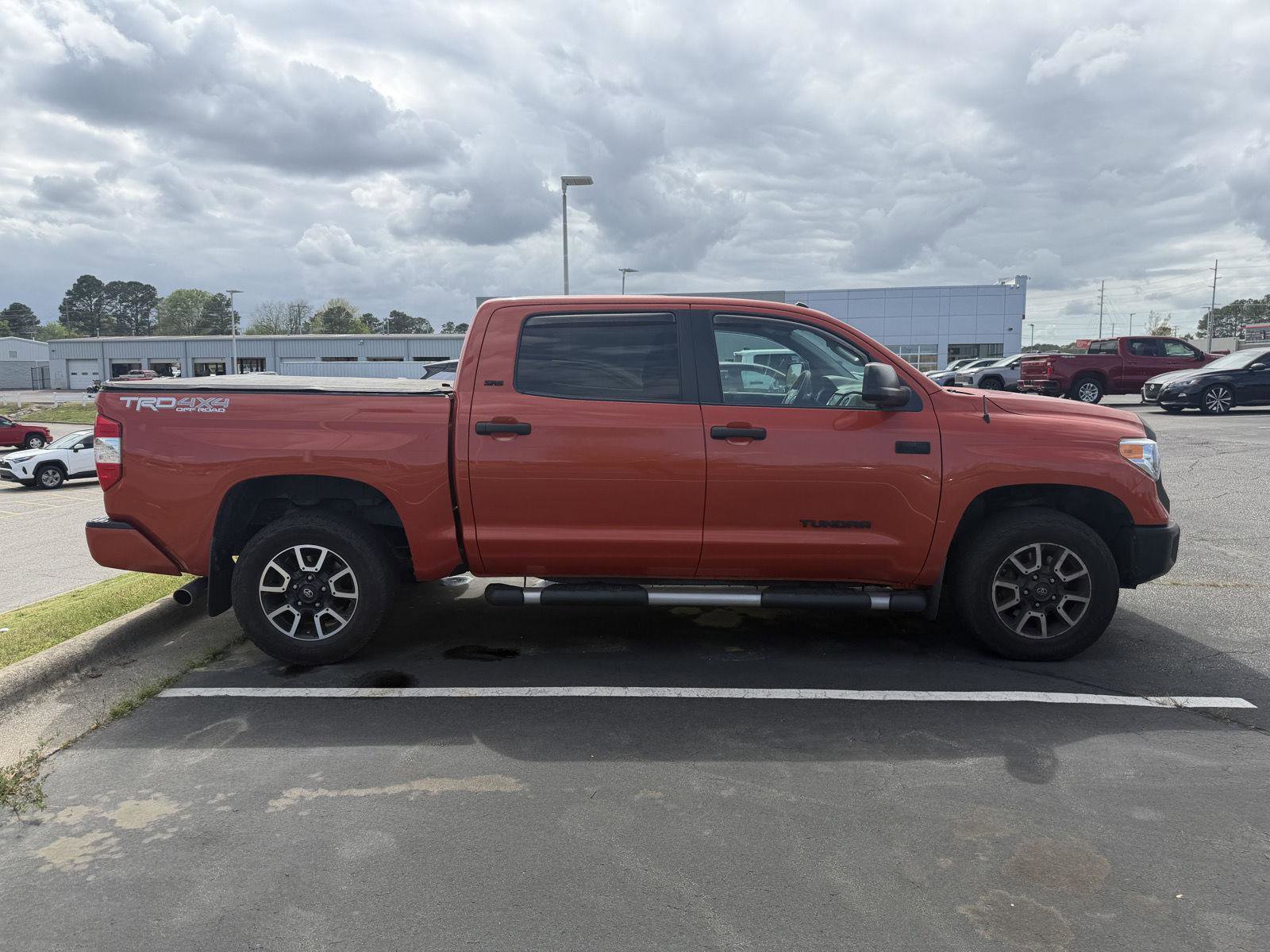 Used 2016 Toyota Tundra SR5 w/ TRD Off Road Package image 7