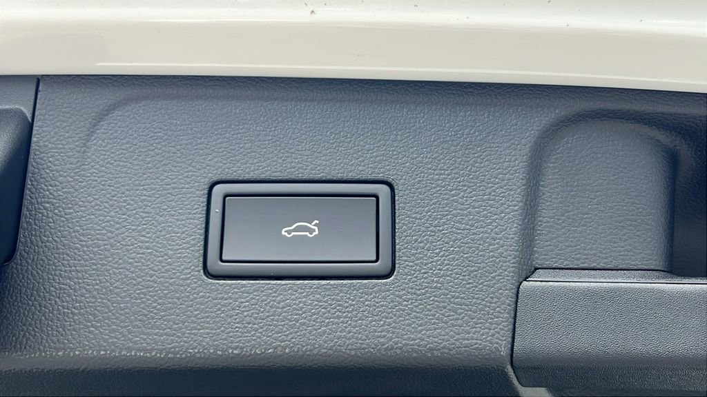 New 2026 Volkswagen Atlas SE image 15