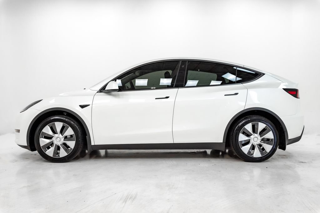 Used 2023 Tesla Model Y Long Range AWD/4WD image 21