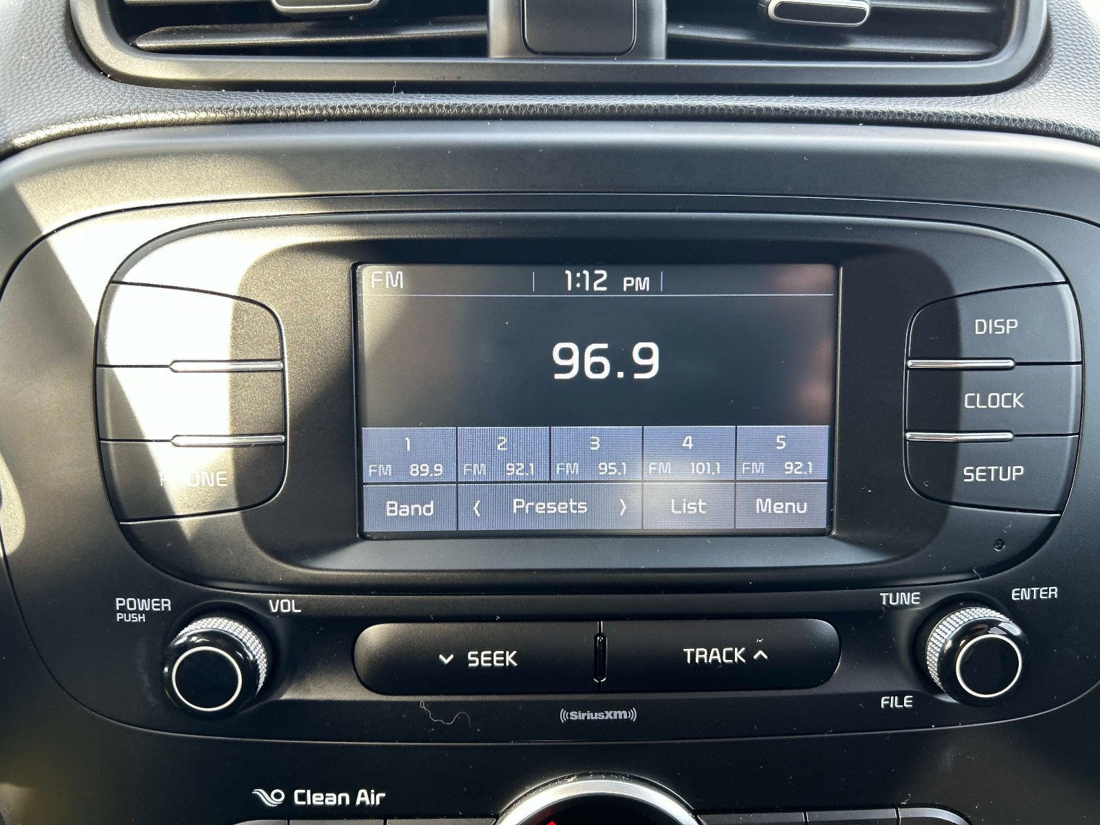 Used 2017 Kia Soul + image 26