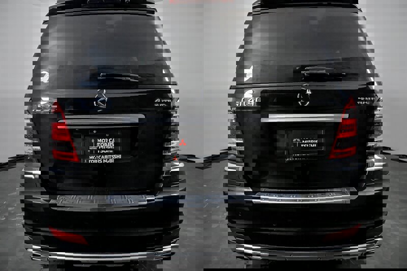 Used 2012 Mercedes-Benz GL 450 4MATIC image 9