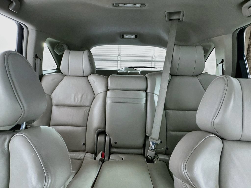Used 2011 Acura MDX w/ Technology Package AWD/4WD image 16