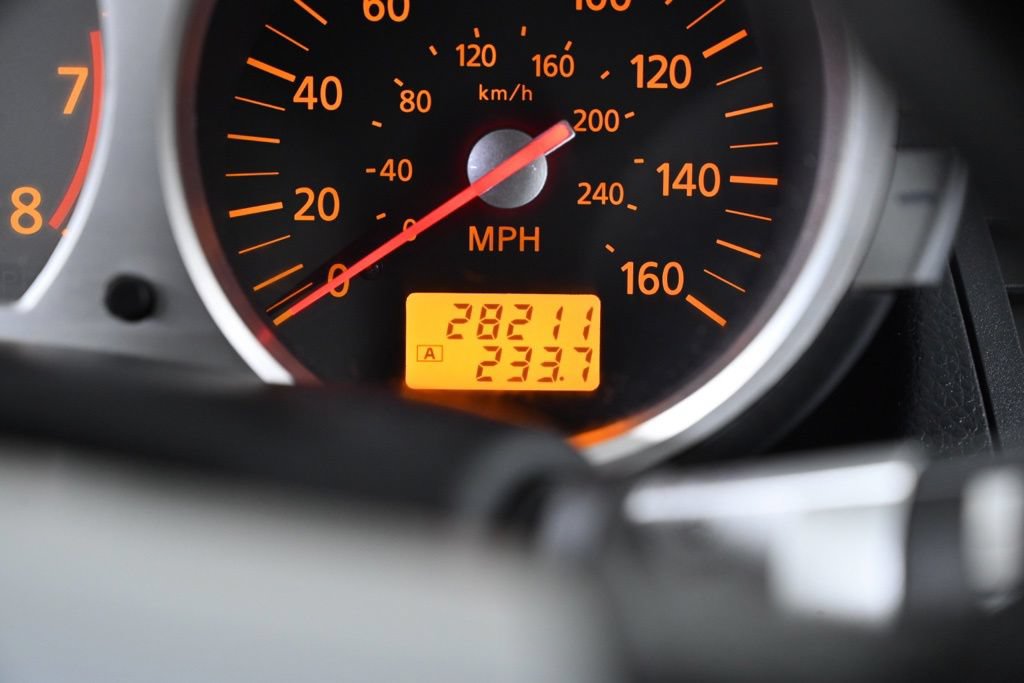 Used 2005 Nissan 350Z Touring w/ (N93) Cargo Convenience Pkg RWD image 17