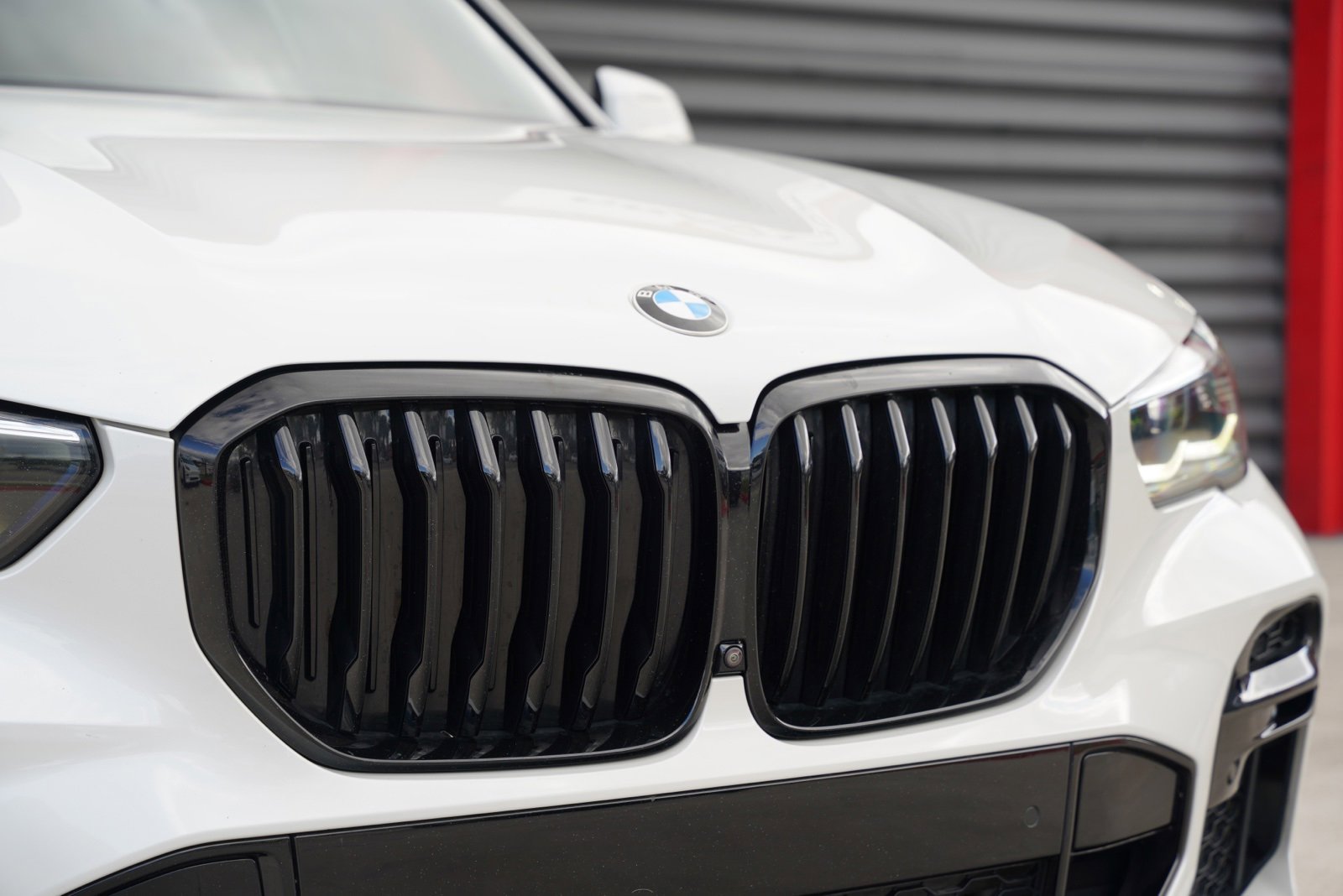 Used 2022 BMW X5 sDrive40i w/ M Sport Package image 5