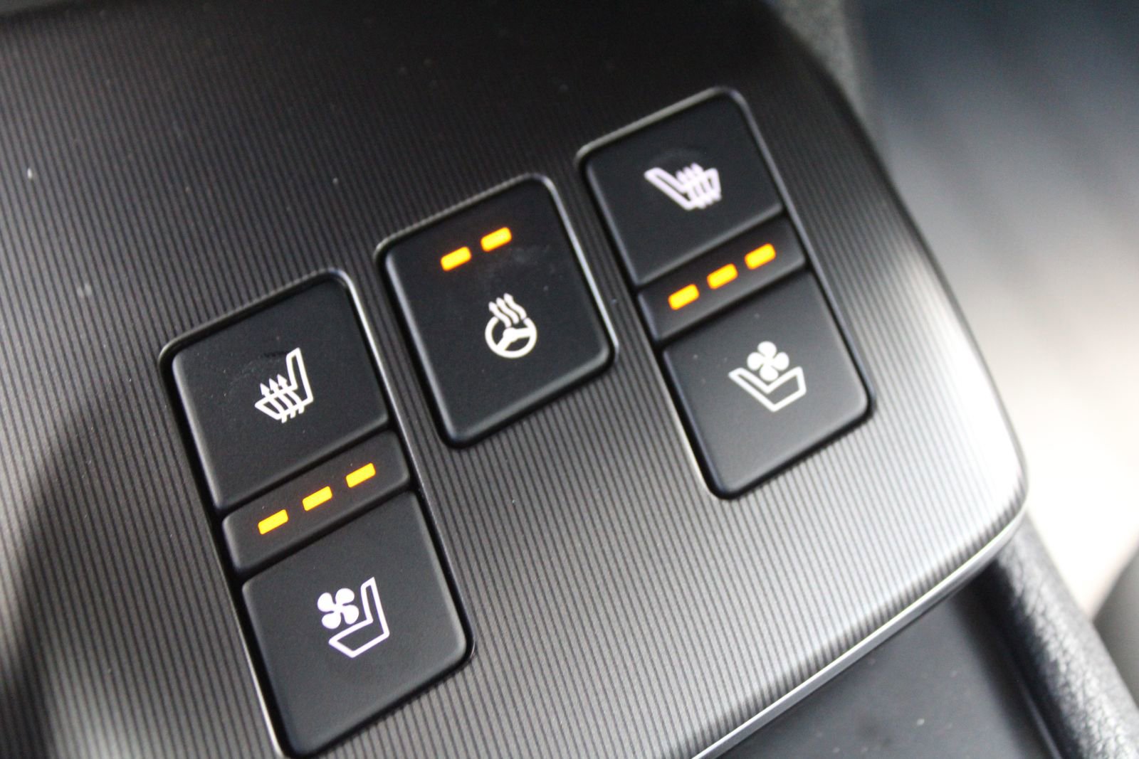 New 2026 Kia Sportage SX FWD image 39