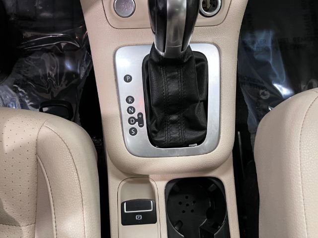 Used 2014 Volkswagen Tiguan SEL image 23