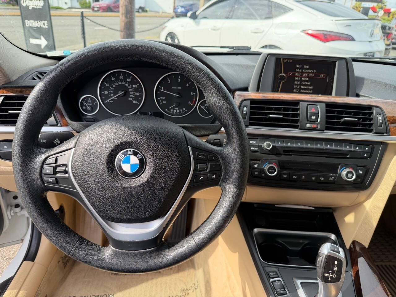Used 2014 BMW 328d xDrive Sedan AWD/4WD image 30