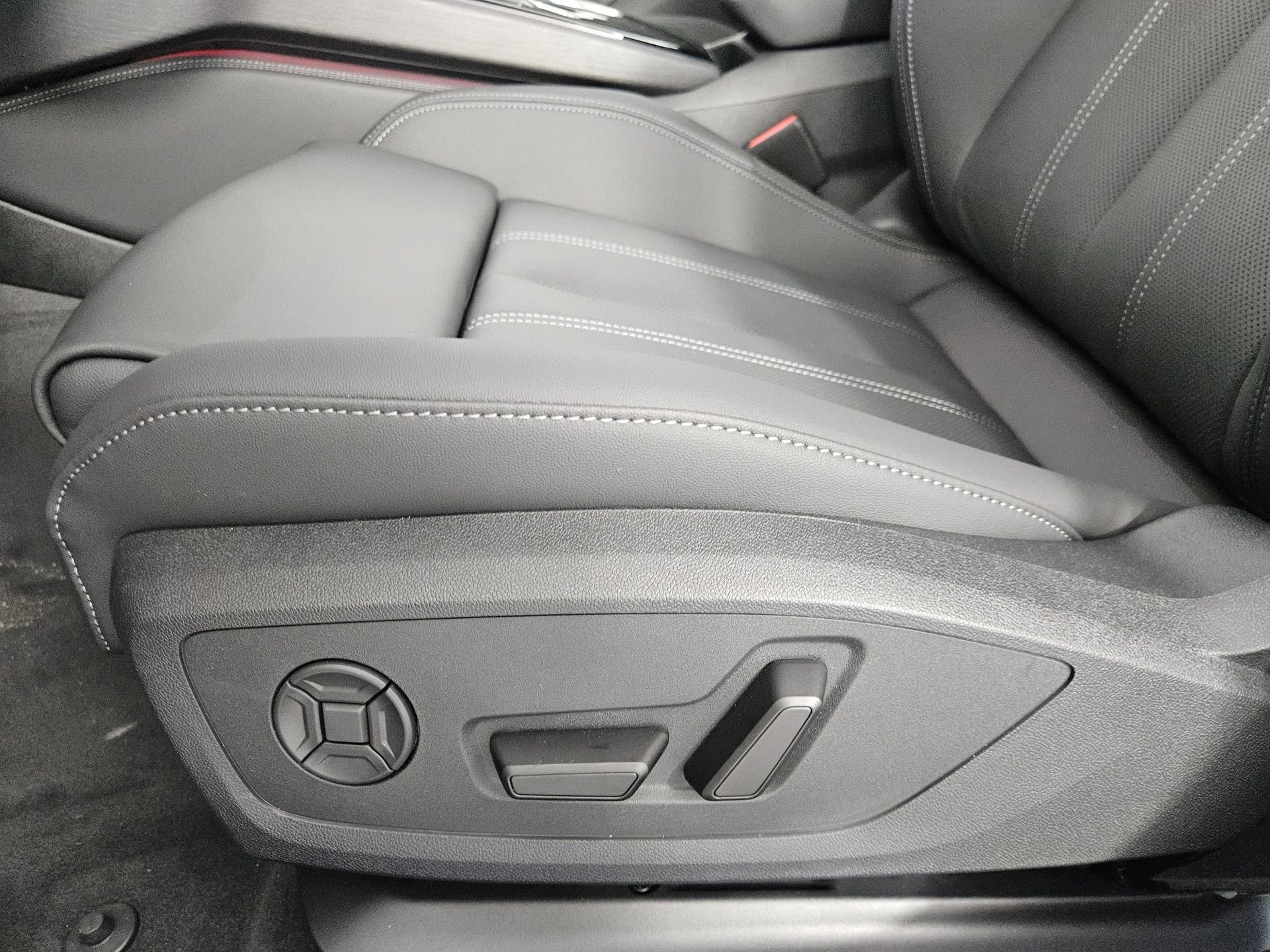 New 2026 Audi A6 Prestige AWD/4WD image 13
