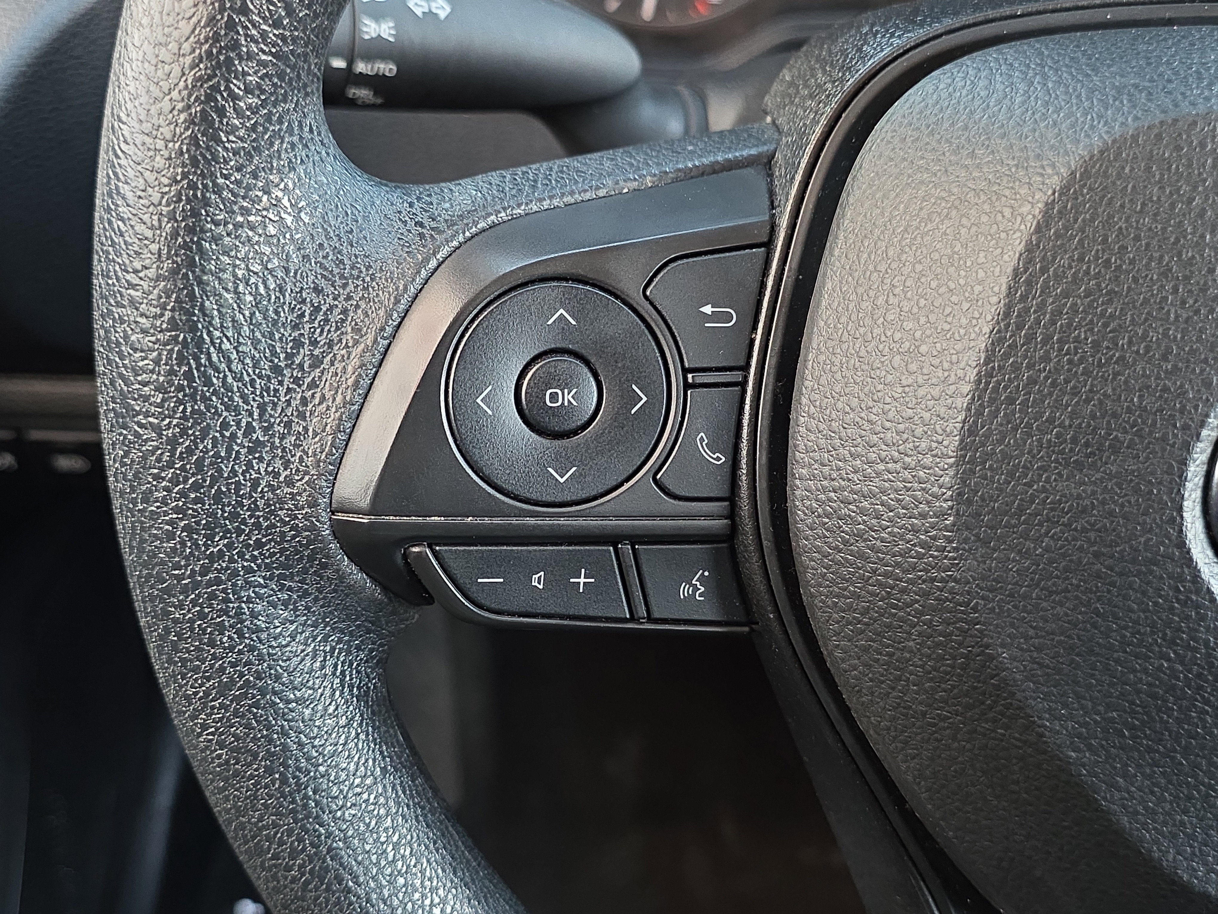 Used 2024 Toyota Corolla LE image 15