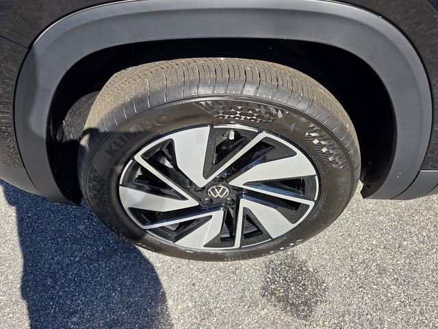 New 2026 Volkswagen Atlas SE FWD image 18