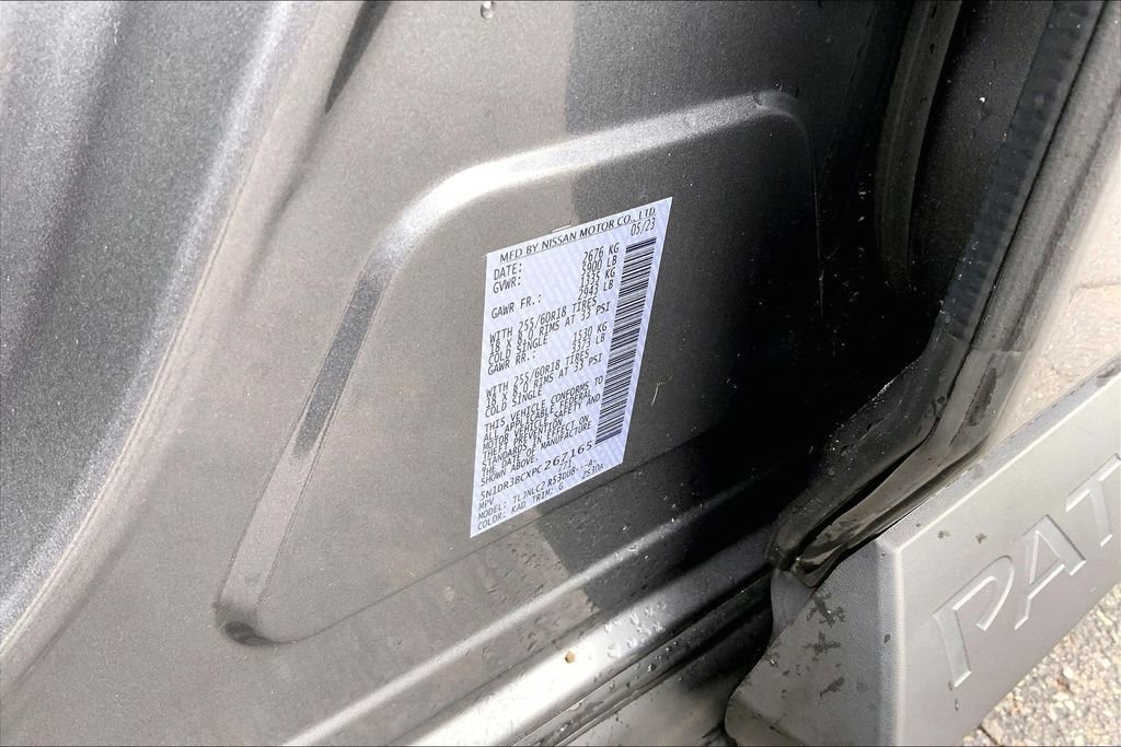 Used 2023 Nissan Pathfinder SV AWD/4WD image 14