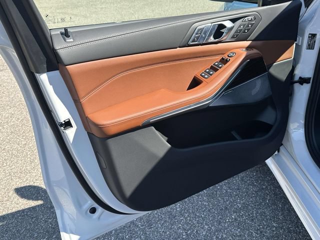 New 2027 BMW X7 xDrive40i w/ Executive Package AWD/4WD image 13