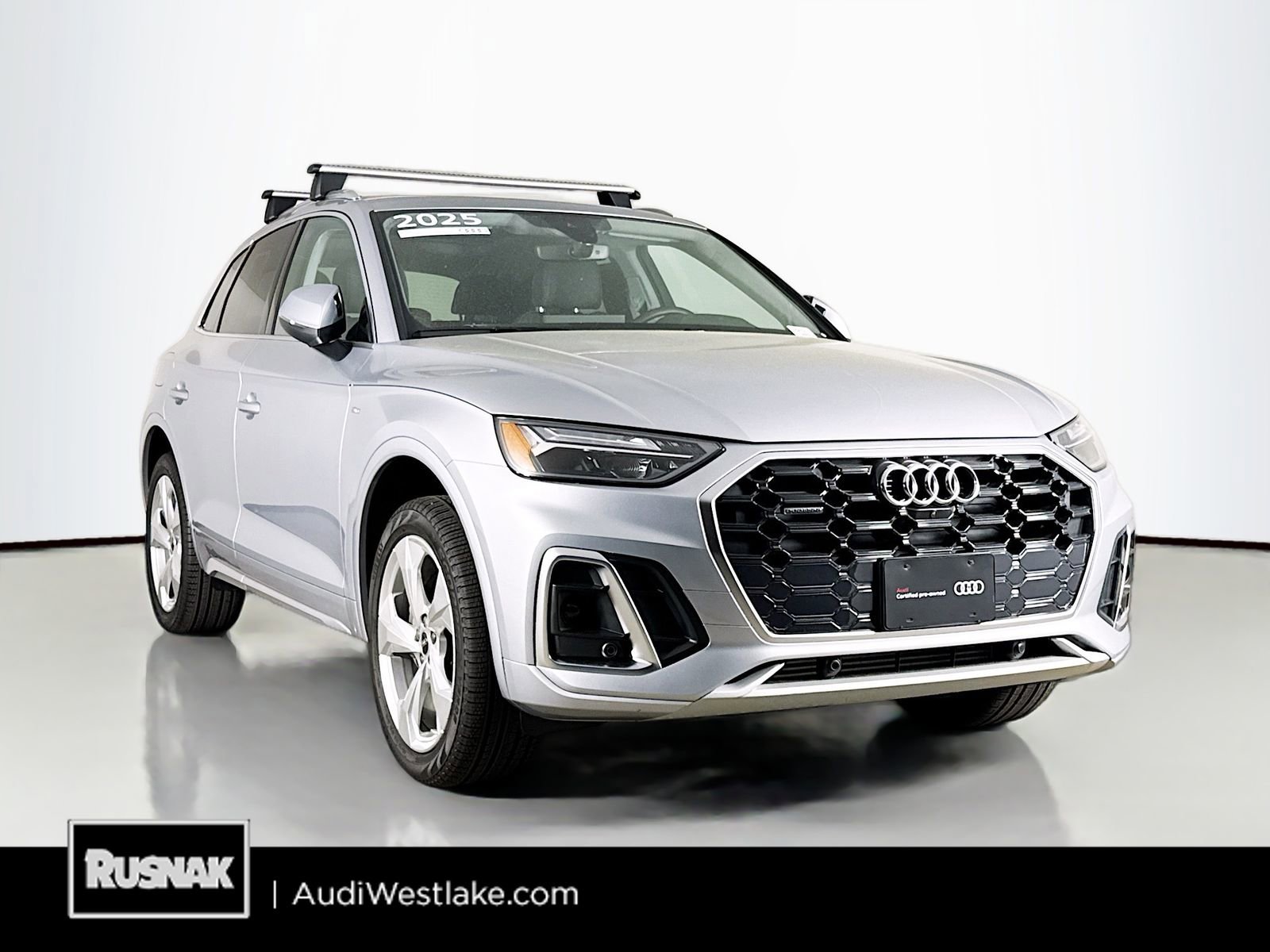 Certified 2025 Audi Q5 2.0T Premium Plus w/ Premium Plus Package AWD/4WD image 1