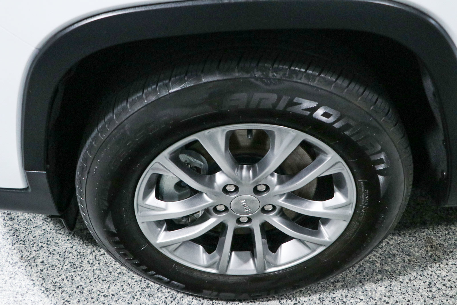 Used 2021 Jeep Cherokee Latitude Lux AWD/4WD image 11