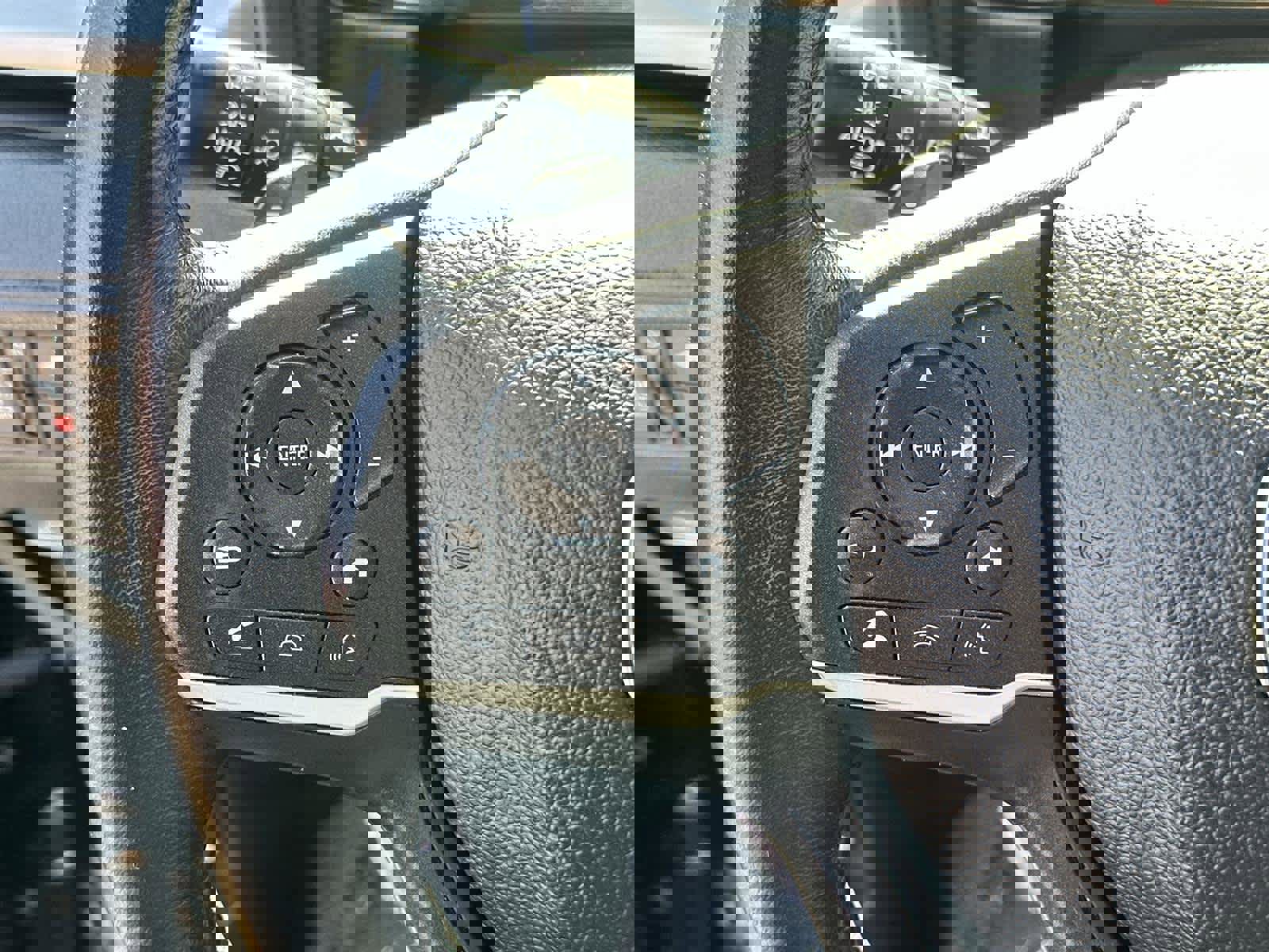 Used 2023 Honda Odyssey EX-L image 23