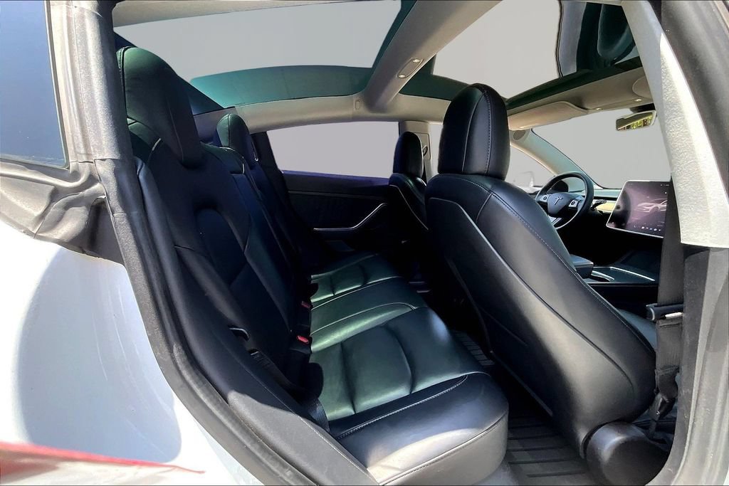 Used 2022 Tesla Model 3 Performance AWD/4WD image 26