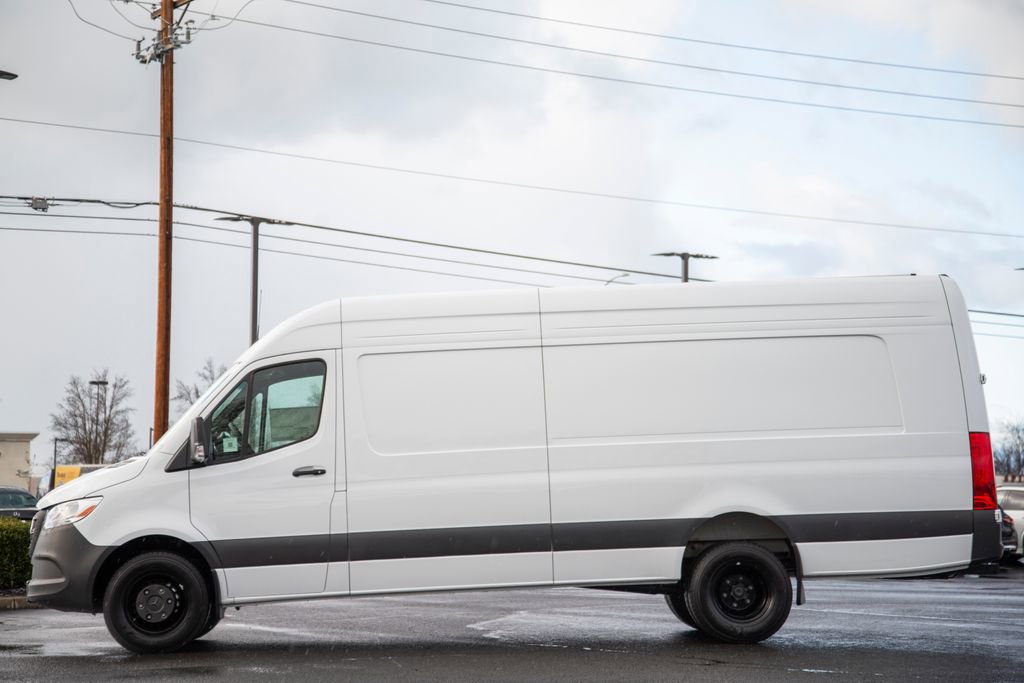 New 2026 Mercedes-Benz Sprinter 4500 image 7