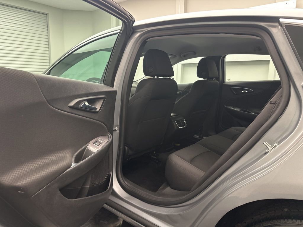 Used 2024 Chevrolet Malibu LT image 6