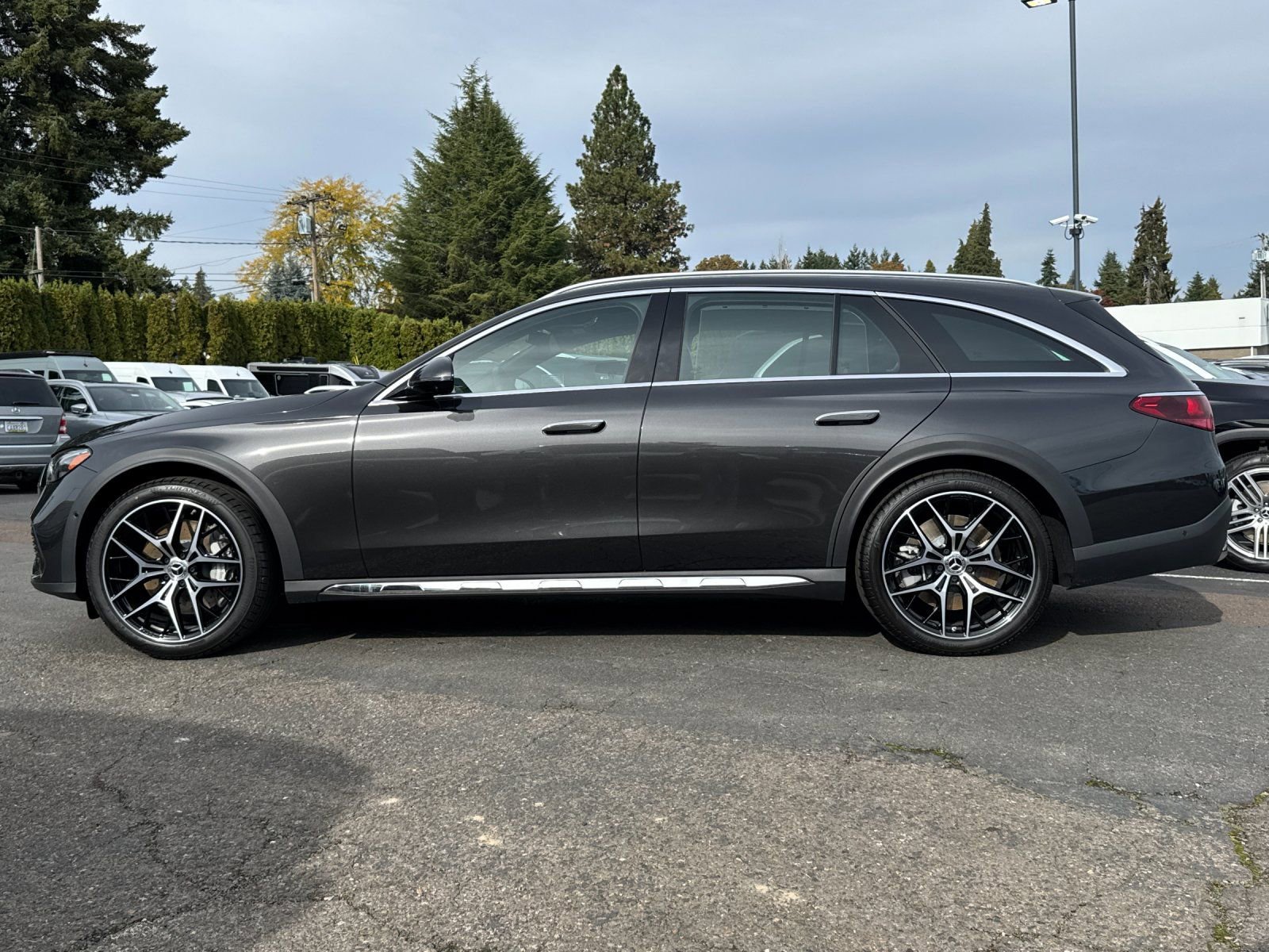New 2026 Mercedes-Benz E 450 4MATIC All-Terrain Wagon image 7