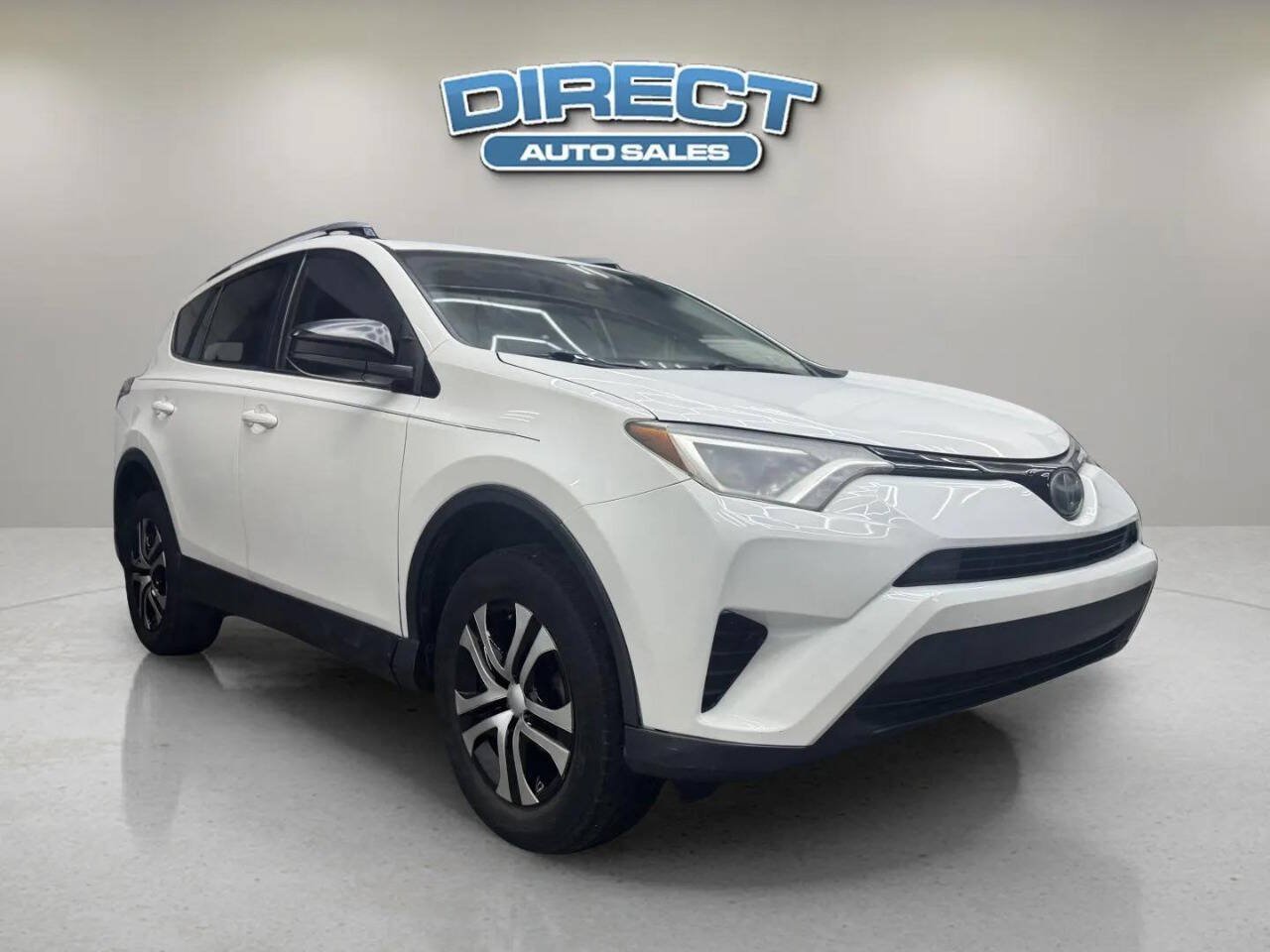 Used 2018 Toyota RAV4 LE