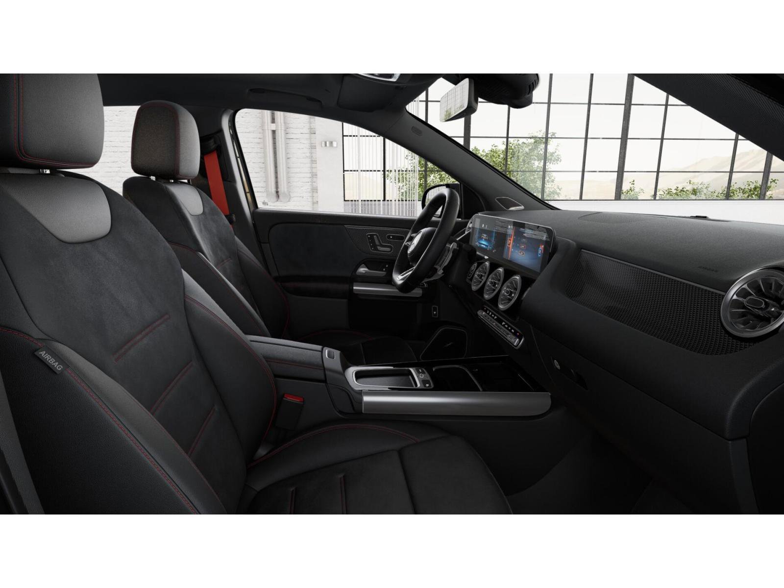 New 2026 Mercedes-Benz GLA 35 AMG 4MATIC image 4