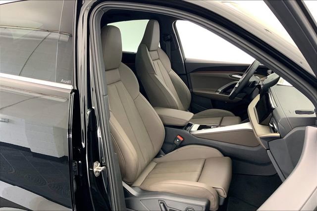 New 2025 Audi Q5 Premium Plus image 9