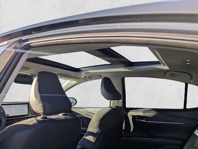Used 2025 Toyota Camry XLE image 20
