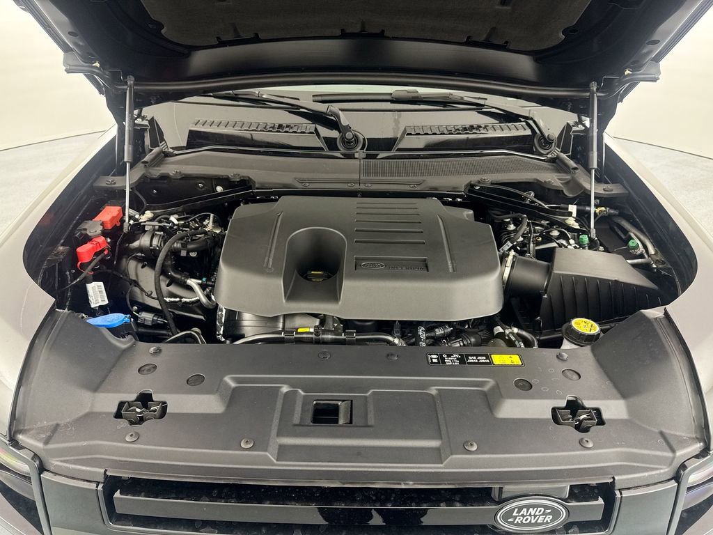 New 2026 Land Rover Defender 110 X-Dynamic SE AWD/4WD image 29