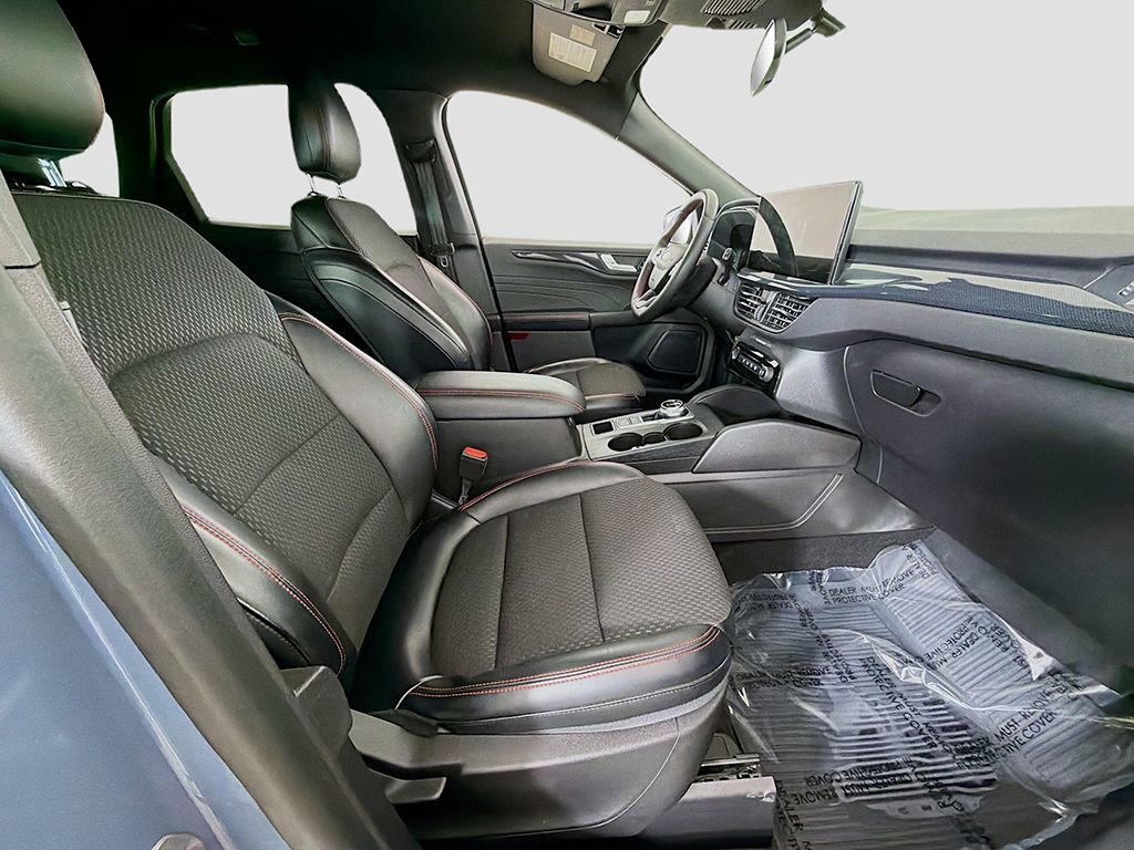 Used 2023 Ford Escape ST-Line w/ Tech Pack #1 image 21