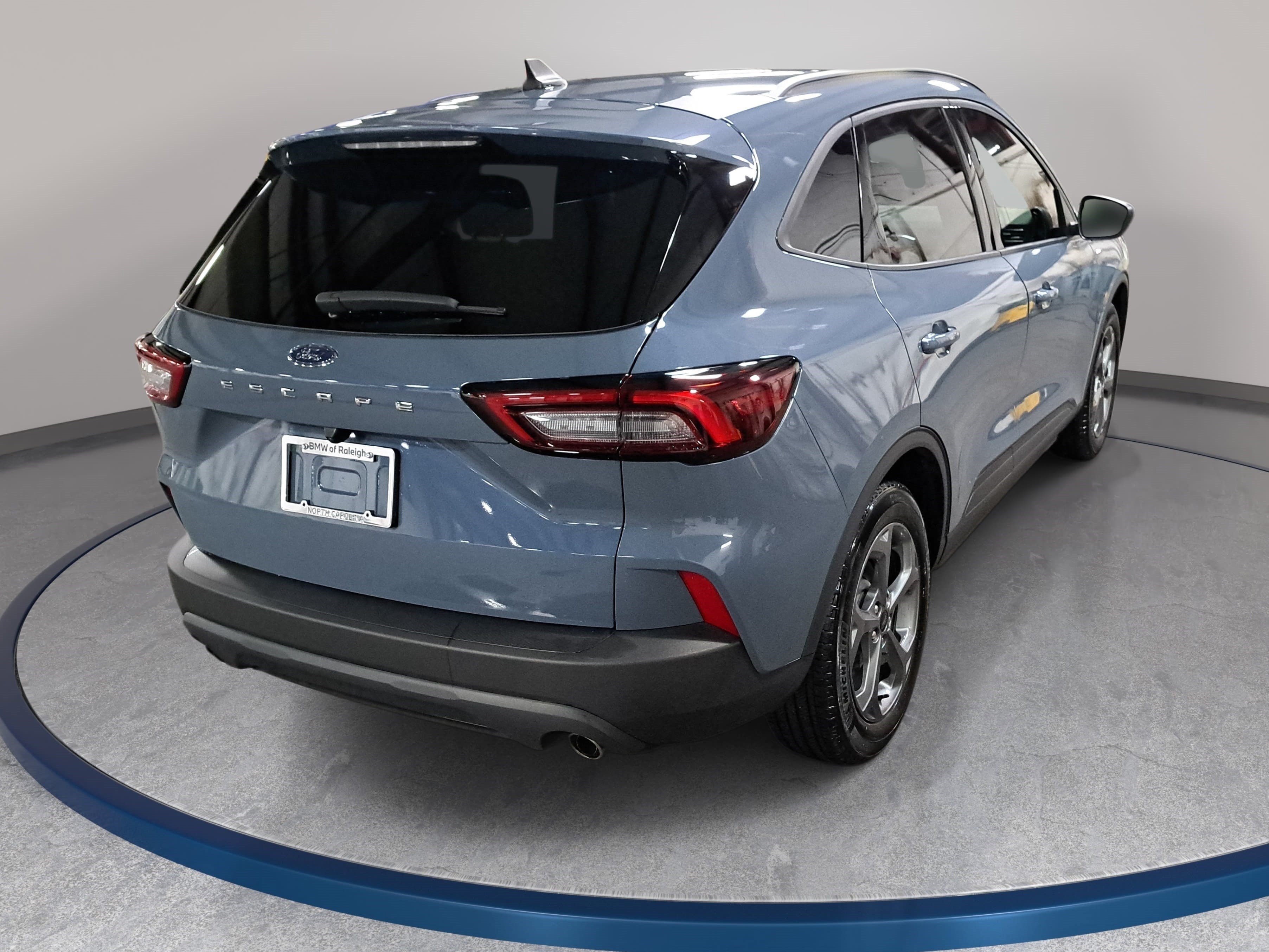 Used 2025 Ford Escape ST-Line FWD image 5