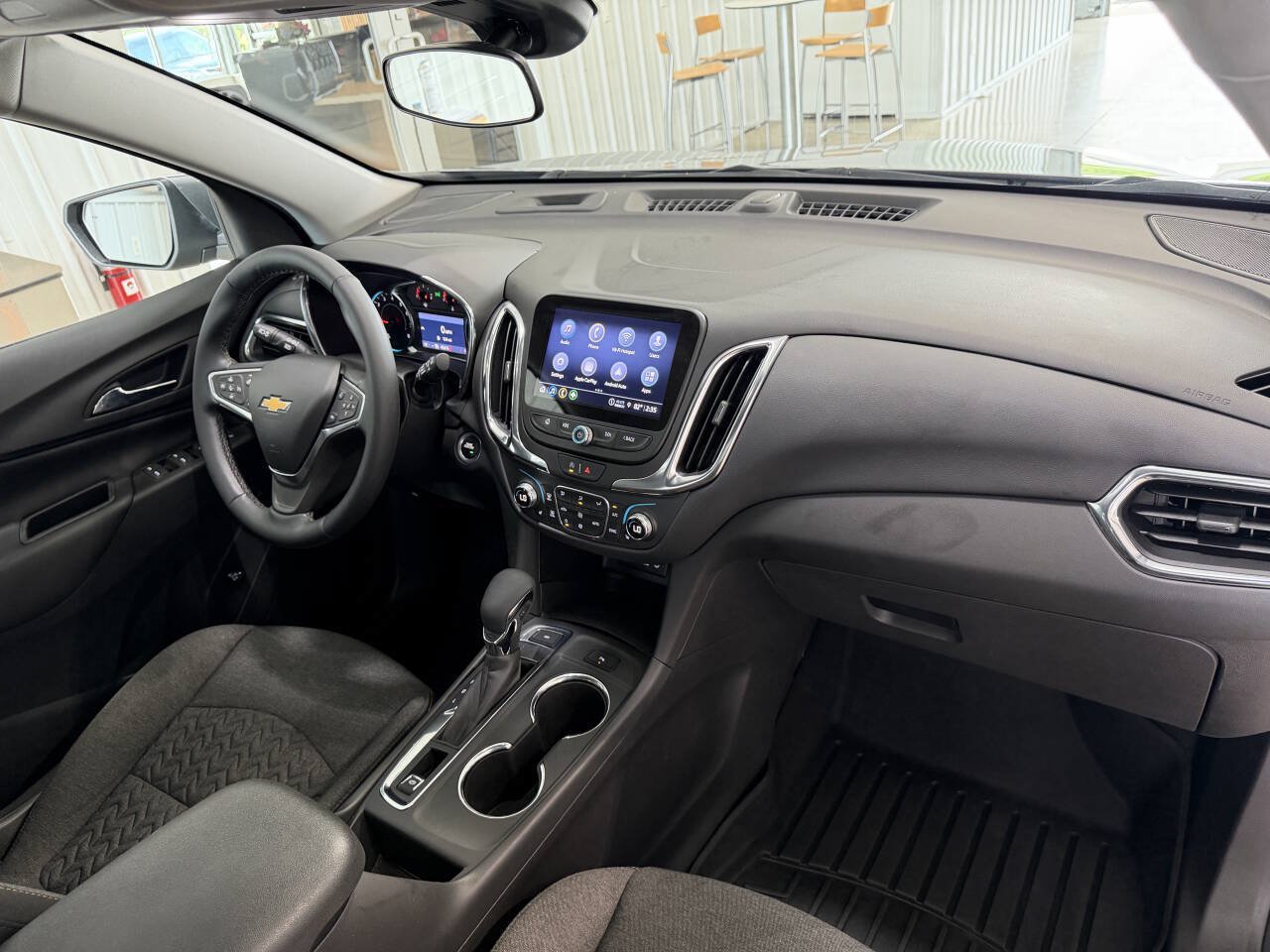 Used 2023 Chevrolet Equinox LT AWD/4WD image 27