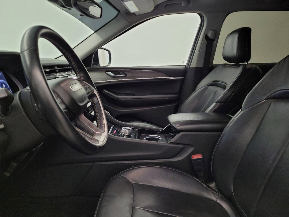 Used 2021 Jeep Grand Cherokee L Limited image 17