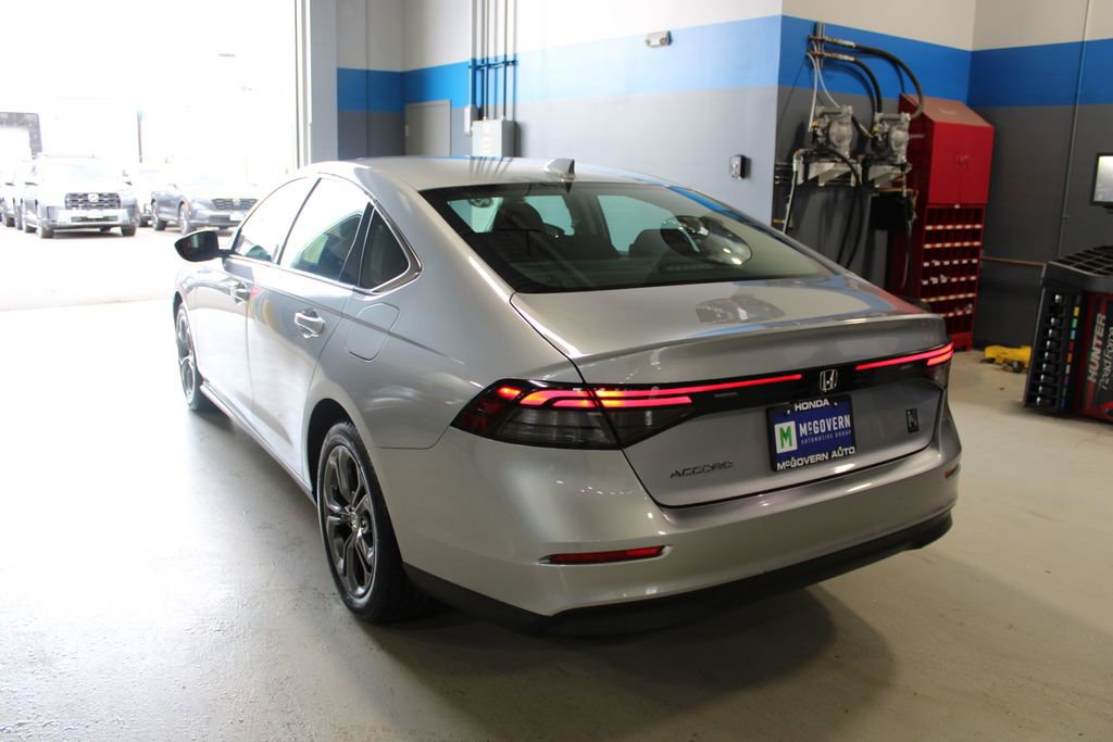 Used 2023 Honda Accord EX image 36