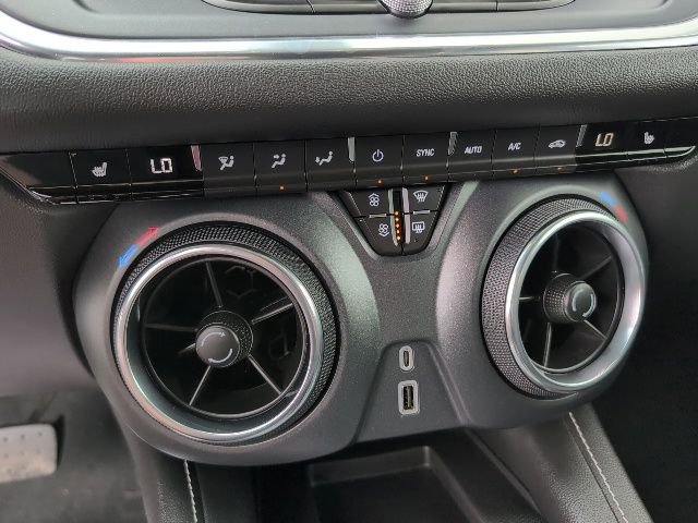 Used 2023 Chevrolet Blazer LT w/ Convenience Package image 22